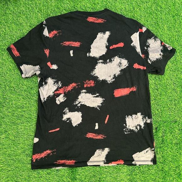 Guess Los Angeles Patterned Multi-Color Graphic Tee - Picture 4 of 4